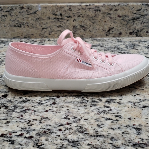 Superga Classic Lace-Up Sneaker Size 10 - Picture 3 of 12